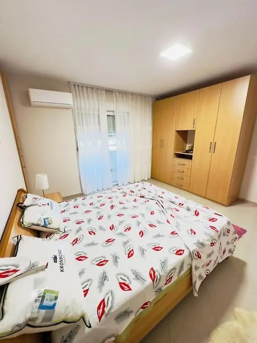 Appartement Apt Near Air Albania Stadium Tirana Albanië